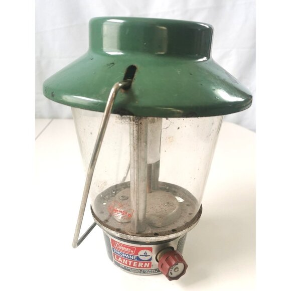 Vintage Propane Coleman Lantern - Picture 4 of 9